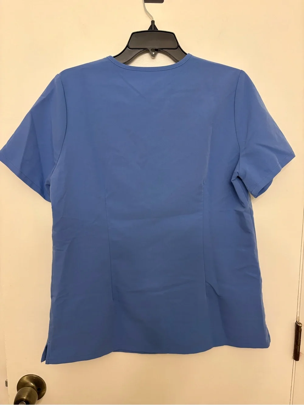 FIGS Catarina One-Pocket Scrub Top Blue Women’s Size Medium